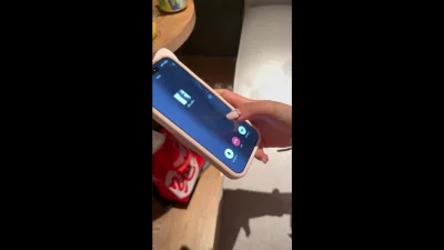 嫩出水的双马尾小母狗 接着对象电话挨操 声音都淌汤了 还跟对象说想被
